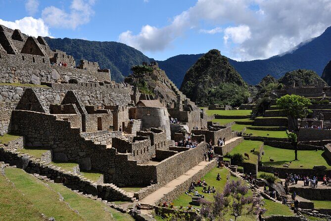 8-Days Best of The Inca Empire from Lima - Cusco city tour: San Pedro Market to Korikancha gold