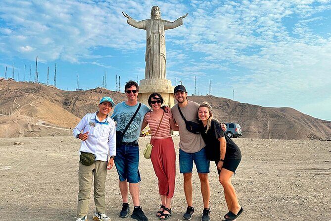 All-Inclusive Highlights of Lima Tour From Callao Port - Plaza de Armas and the Happy Inka Market: your first big Lima square