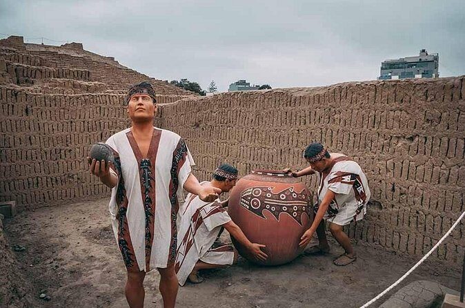 Archaeological Tour to Pachacamac and Huaca Pucllana - Back to Miraflores: the transit time that keeps the day manageable