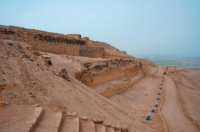 Archaeological Tour to Pachacamac and Huaca Pucllana - Miraflores pickup and the drive to Pachacámac