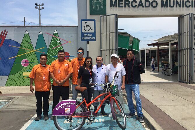 Best Peruvian food bike Tour in Lima - Huarique food tasting stop: ceviche, cause, chicharrón, and an option for fish-free diets