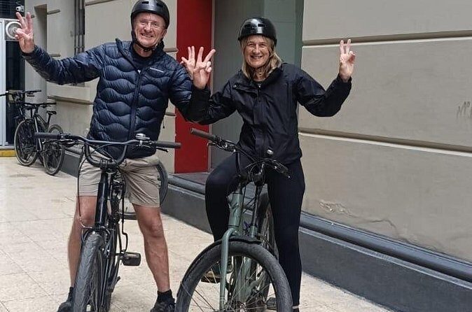 Bike Rental in Miraflores Helmet and Chain Included - Riding Toward Barranco: From Coast Views to Boho Vibes