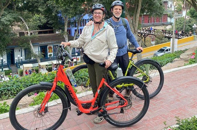 Bike Rental in Miraflores Helmet and Chain Included - Optional Coast Extension: Miraflores and Chorrillos
