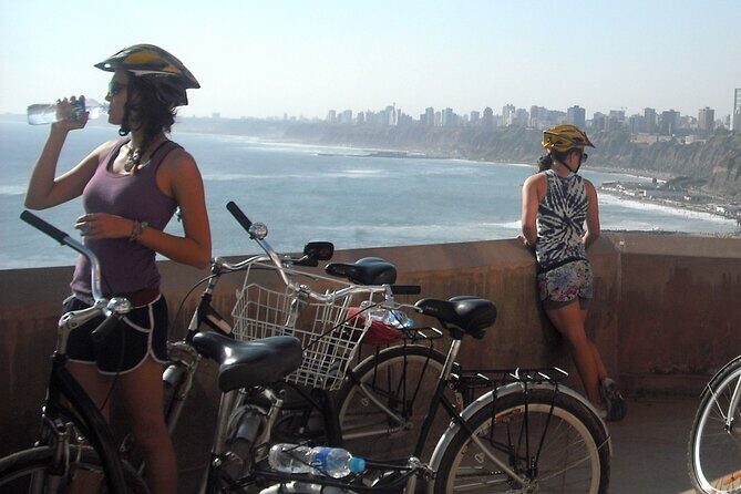 Bike Tour San Isidro, Miraflores and Barranco, - San Isidro’s Underrated Calm: Parks, Mansions, and Easy Pace