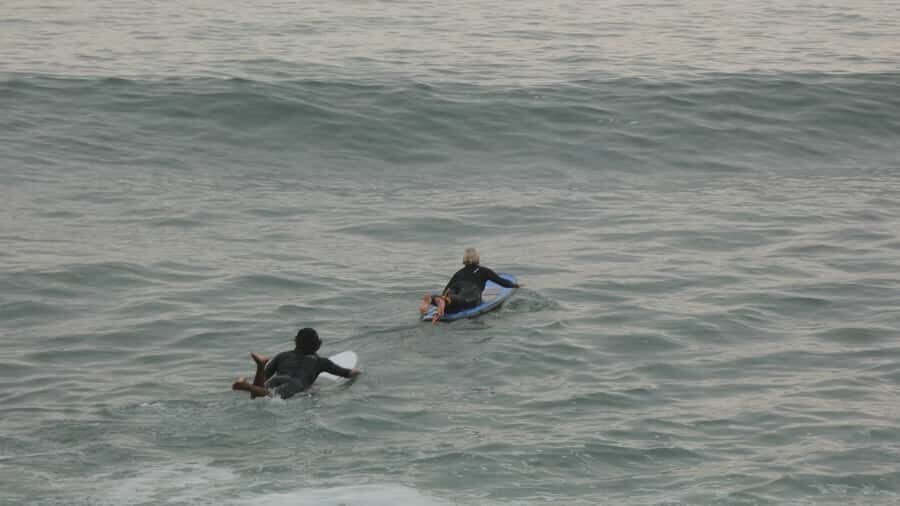 Budget Friendly Surf Class - All Equipment Included - Who should book this class (and who should skip)