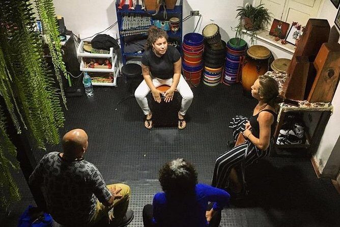 Cajòn afro peruano with Paloma Pereira - Miraflores meeting point: How to start without stress
