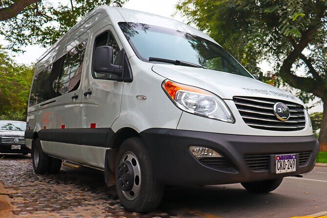 Car rental with professional driver for 8 hours in Lima! - Where pickup happens: Miraflores and the surrounding Lima districts