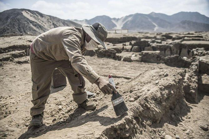 CARAL - Ancient Pyramids tour from Lima - Full Day Excursion - Transport, pickup, and group size: where comfort becomes value