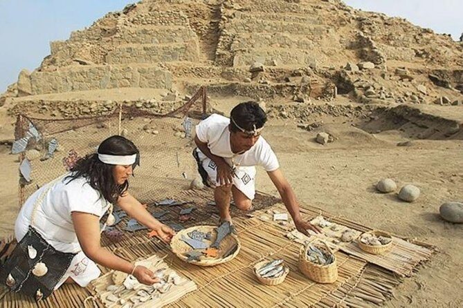 CARAL, the Oldest Civilization in América - What to Wear and Bring for Hot, Dry Walking