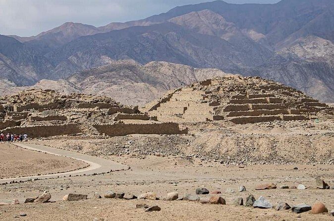 Caral Tour - The oldest sacred city in America - Lunch in Huacho: A Real Break, Not Just a Tourist Stop