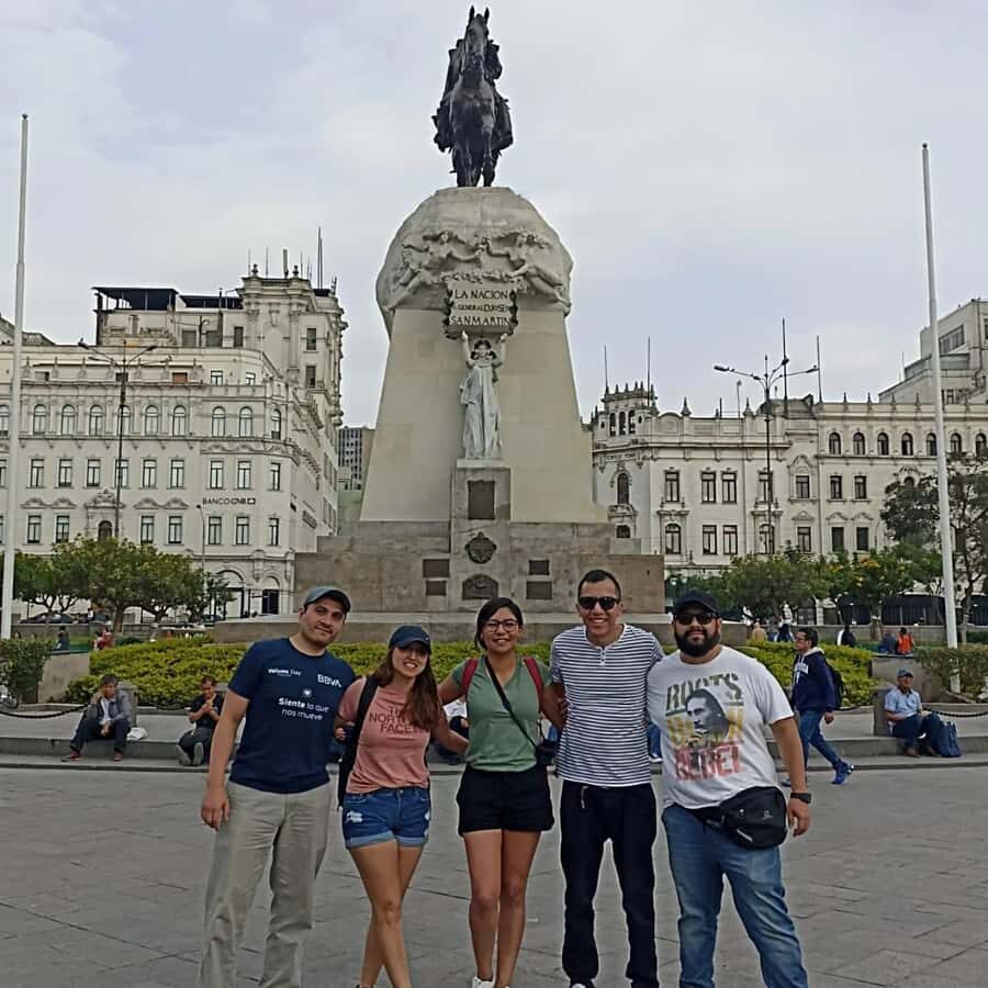 City tour and the best highlights in lima - Miraflores Parque del Amor and the Costa Verde Photo-Stop Views
