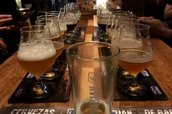 Craft Beer Tour in Miraflores - Guides, Conversation Pace, and Group Size (Max 6)