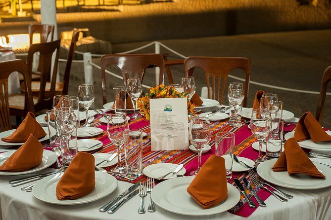 Dinner at the Huaca Pucllana Restaurant - Ruins Lit Up: Why Huaca Pucllana Dinner Works
