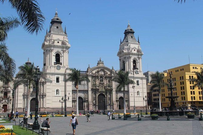 Discover Authentic Flavors: Street Food Tour in Lima - Churros, pisco sour, and the classes that change how you taste