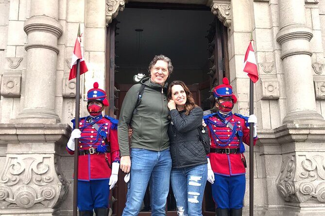 Downtown Lima Historic Guided City Tour - Plaza de Armas (Plaza Mayor): The center where everything funnels