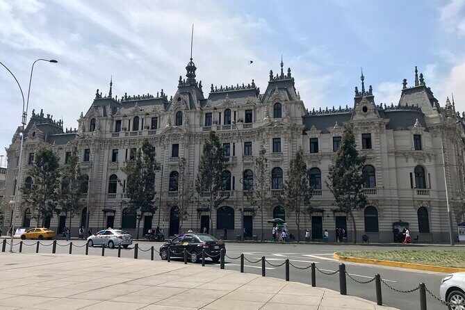 Downtown Lima Historic Guided City Tour - The team you want: guides and drivers who handle Lima traffic