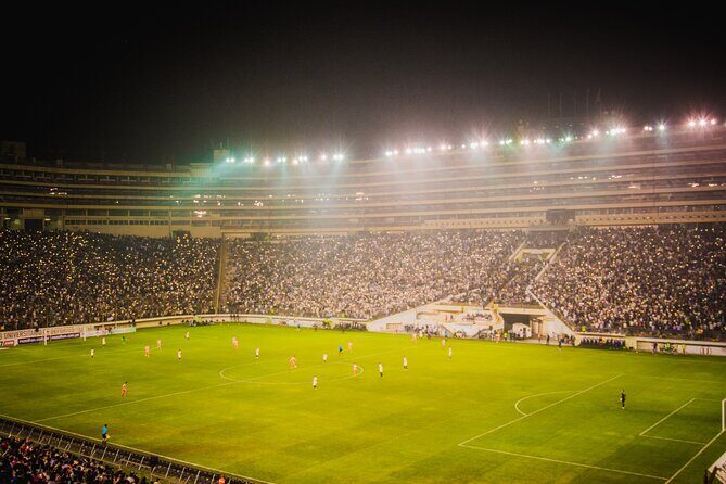 Enjoy a Football Game in Lima with local guide and Transfers - Stop 2: Estadio Monumental U and Universitario’s Match Energy