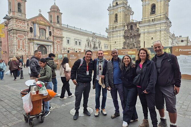 Enjoy Lima Walking Historic Center San Martin and Plaza Mayor - Optional pisco tasting: a small extra that can make the day click