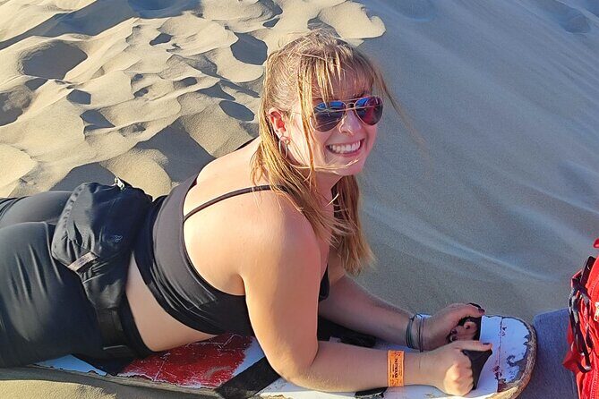 Enjoy, live and travel - Paracas and Huacachina from Lima. - Huacachina oasis: calm walking and quick photo time