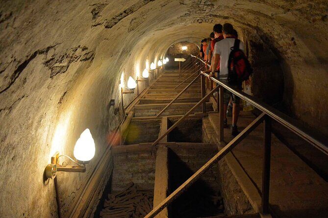 Essential Lima: Half-Day Tour with Catacombs & Pick-Up - Jirón de la Unión: From Aristocrats to a Shopping Street