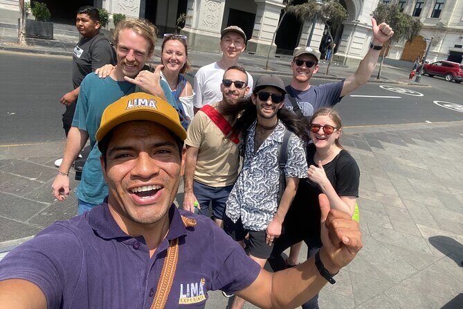 Experience Lima: Taste 12 Snacks and Visit Top Monuments - Barrio Chino: how Chinese influence shows up in everyday Lima