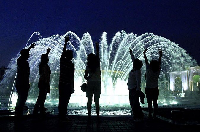 Explore the catacombs of Lima, Pisco Sour & Magic Water Circuit! - Stop 2: Circuito Magico Del Agua—water show pacing and photo timing