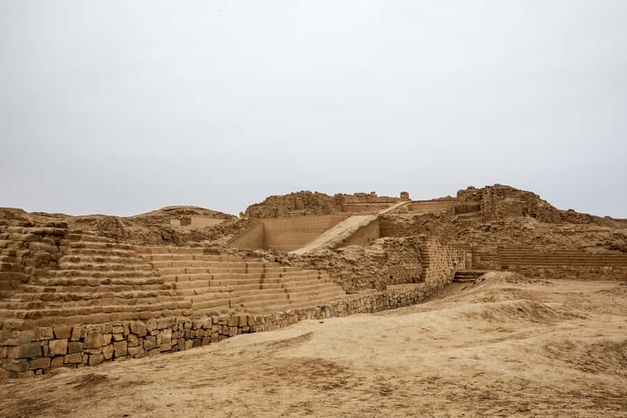 From Lima: Excursion to the Temple of Pachacamac - Entering the complex: Temple of the Sun and Temple of the Moon