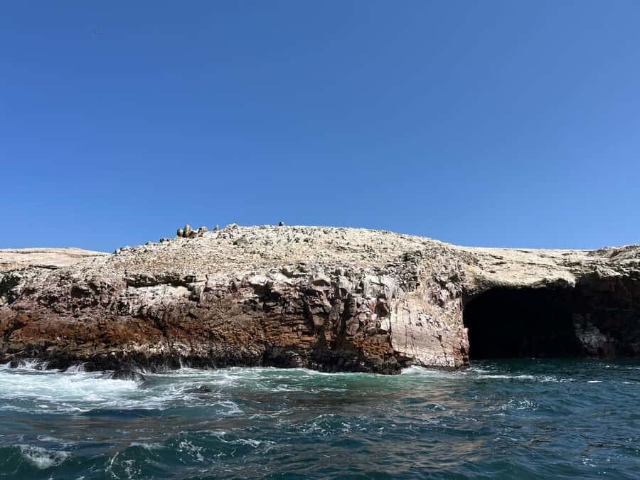 FROM LIMA: FULL DAY PARACAS, ICA, AND HUACACHINA - Ballestas Islands by boat: wildlife first, photos second