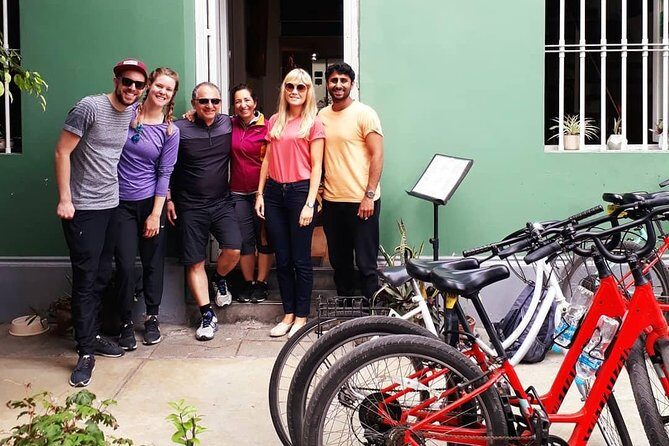 From Pyramids & Bohemian Streets: Lima Miraflores & Barranco Tour - Miraflores coastline and the Park of Love photo stop