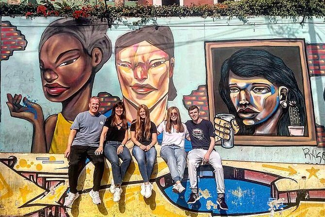 Fun Tour in Barranco District - Stop 1: Barranco’s colorful mansions, churches, and cliff views