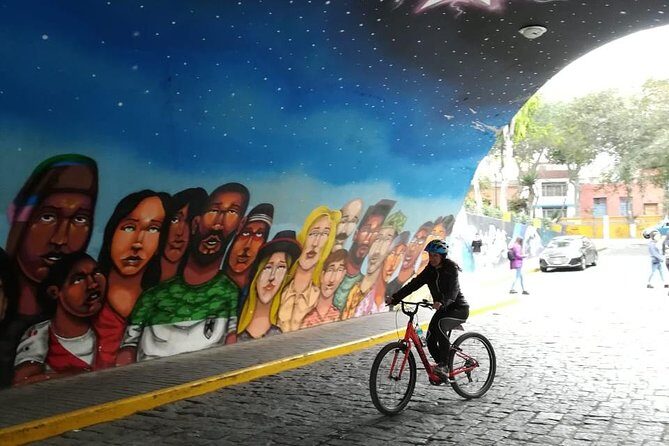 Great Bike Tour in Lima - Stop 2: El Puente de los Suspiros, the Bridge of Sighs photo moment