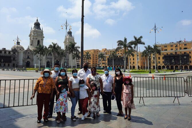 Guided Tours in Colonial and Modern Lima - Miraflores romance at El Parque del Amor