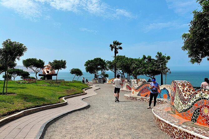 Highlights of Lima: Top Districts in 4 Hours - Barranco’s Art Streets and Puente de los Suspiros