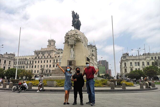 Historical Lima Downtown & Catacombs tour - San Francisco Convent and Catacombs: walking from legend to evidence