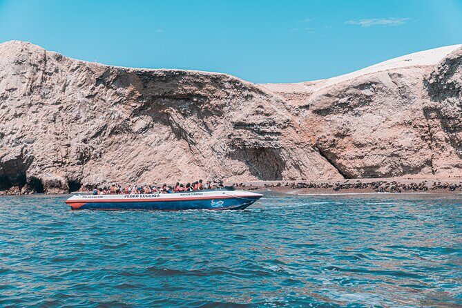 Huacachina & Paracas Full Day Tour with Sandboarding & Ballestas - Getting started in Lima: pickup near Larcomar before 05h00