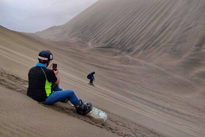 In Lima: Sandboarding Professional Off Road - Half Day!! - Learning to sandboard: instruction that gets you sliding