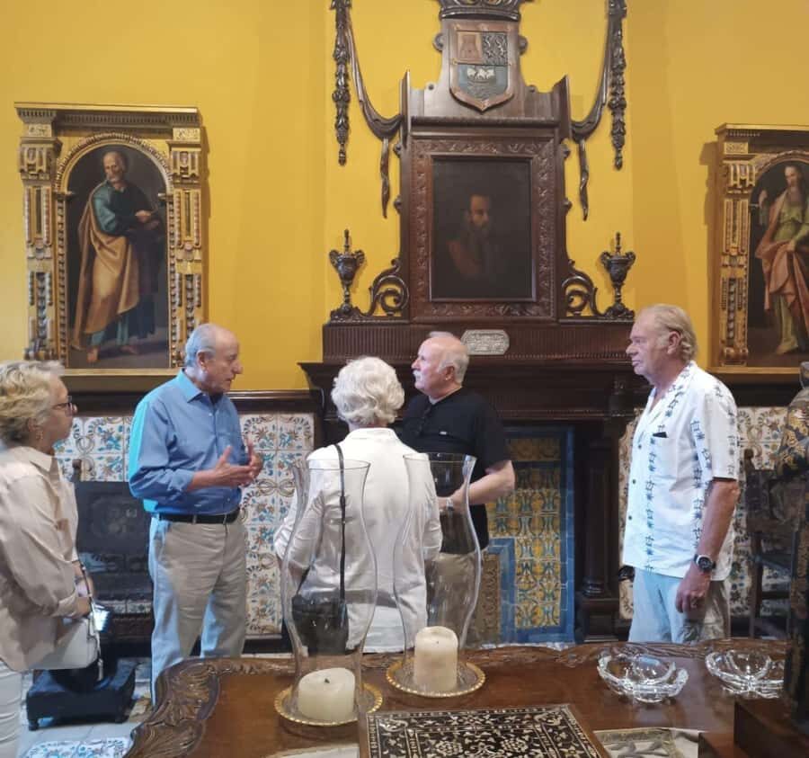 La casa de Aliaga, an alive colonial jewel at Lima center. - The Aliaga story: 16th descendant, count title, and why that’s not trivia