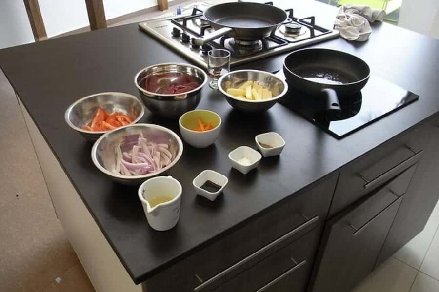 Lima: 4-Course Peruvian Cooking Class in Miraflores - Value Check: Is $85 for 195 Minutes a Good Deal?