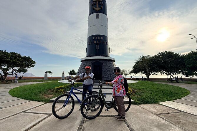 Lima Bike Tour Miraflores Pyramid & Bohemian Barranco - Miraflores to Barranco: why this route works so well