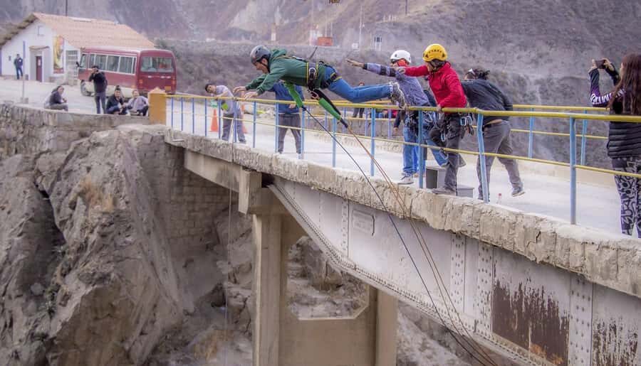 Lima: Cañon de Autisha | Explore the Center of the Earth - Lunch break, Lima’s highest bridge, and optional bungee energy
