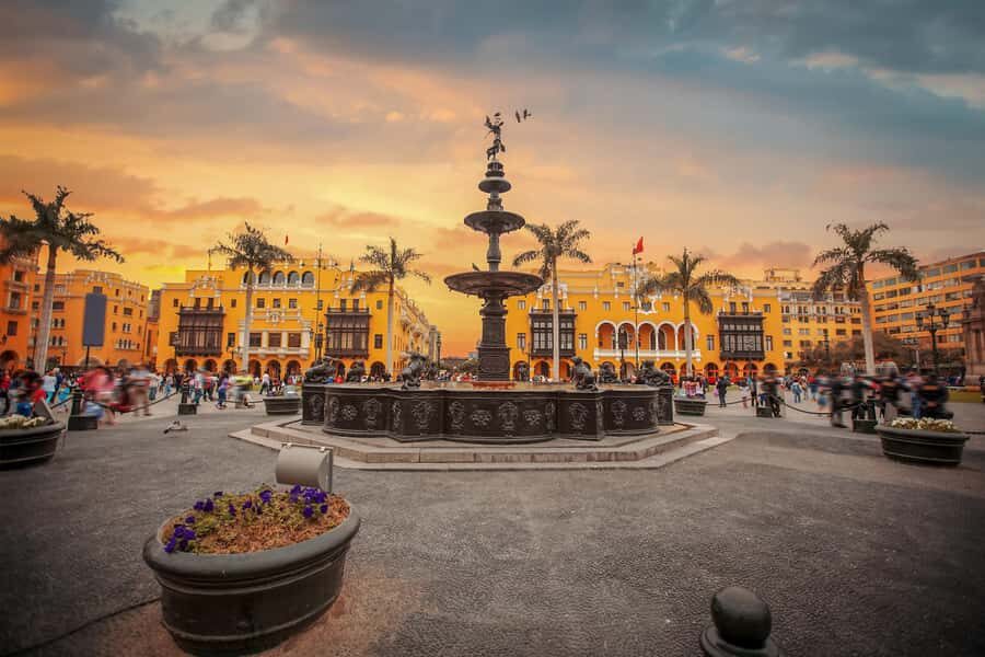 Lima: City Highlights Small Group Tour - From Miraflores Pickup to the City Center Beat