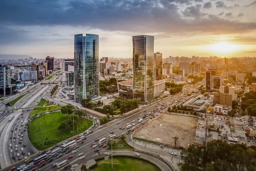 Lima: City Highlights Small Group Tour - Plaza Mayor de Lima: Cathedral-Area Icons and the Balcony Details