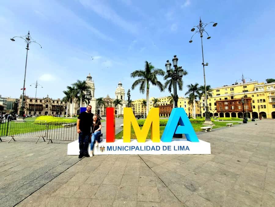Lima: City Highlights Walking Tour & Catacombs - St. Francis Monastery: More Than a Beautiful Complex