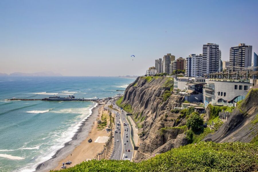 Lima: City Sightseeing Panoramic Bus Tour - First Impressions: 2 Hours to Get Your Lima Bearings