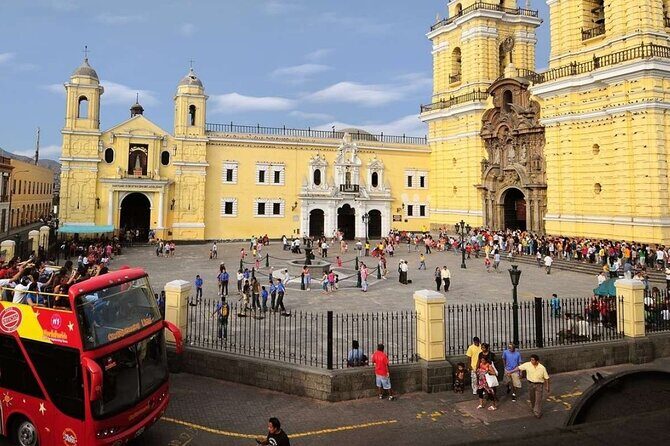 Lima City Tour | 360° Panoramic Bus - How the group size affects your experience (and your photos)