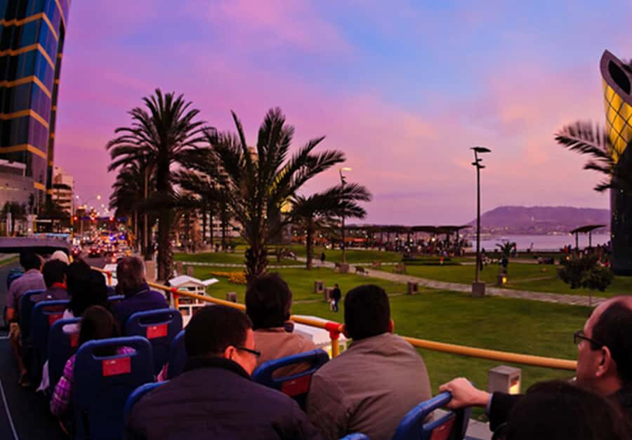 Lima : City tour 360° Panoramic bus - Sightseeing Tour - Plaza San Martín and Plaza Mayor: Lima’s civic core, explained while you walk