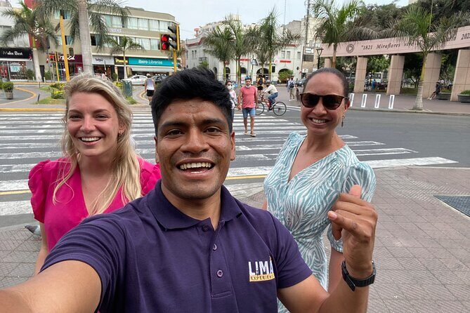 Lima City Tour and Catacombs - Plaza de Armas (Plaza Mayor): the landmarks you can’t miss