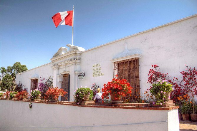 Lima City Tour and Larco Museum - Casa de Aliaga: a Pizarro-era mansion you can picture in 3D