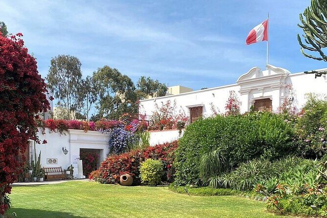 Lima City Walking Tour + Local Lunch + Larco Museum Tour - Lunch at a Local Restaurant: Where You Actually Slow Down