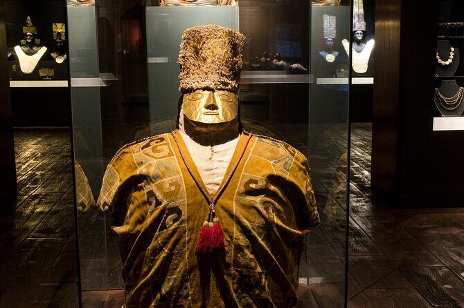 Lima City Walking Tour + Local Lunch + Larco Museum Tour - Price and logistics: What $110 really buys you
